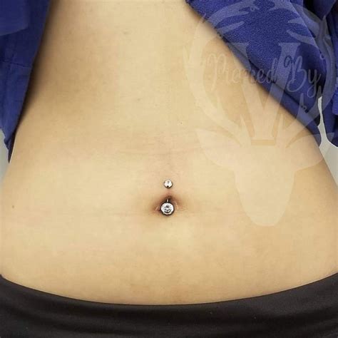 navel piercing nadelen.